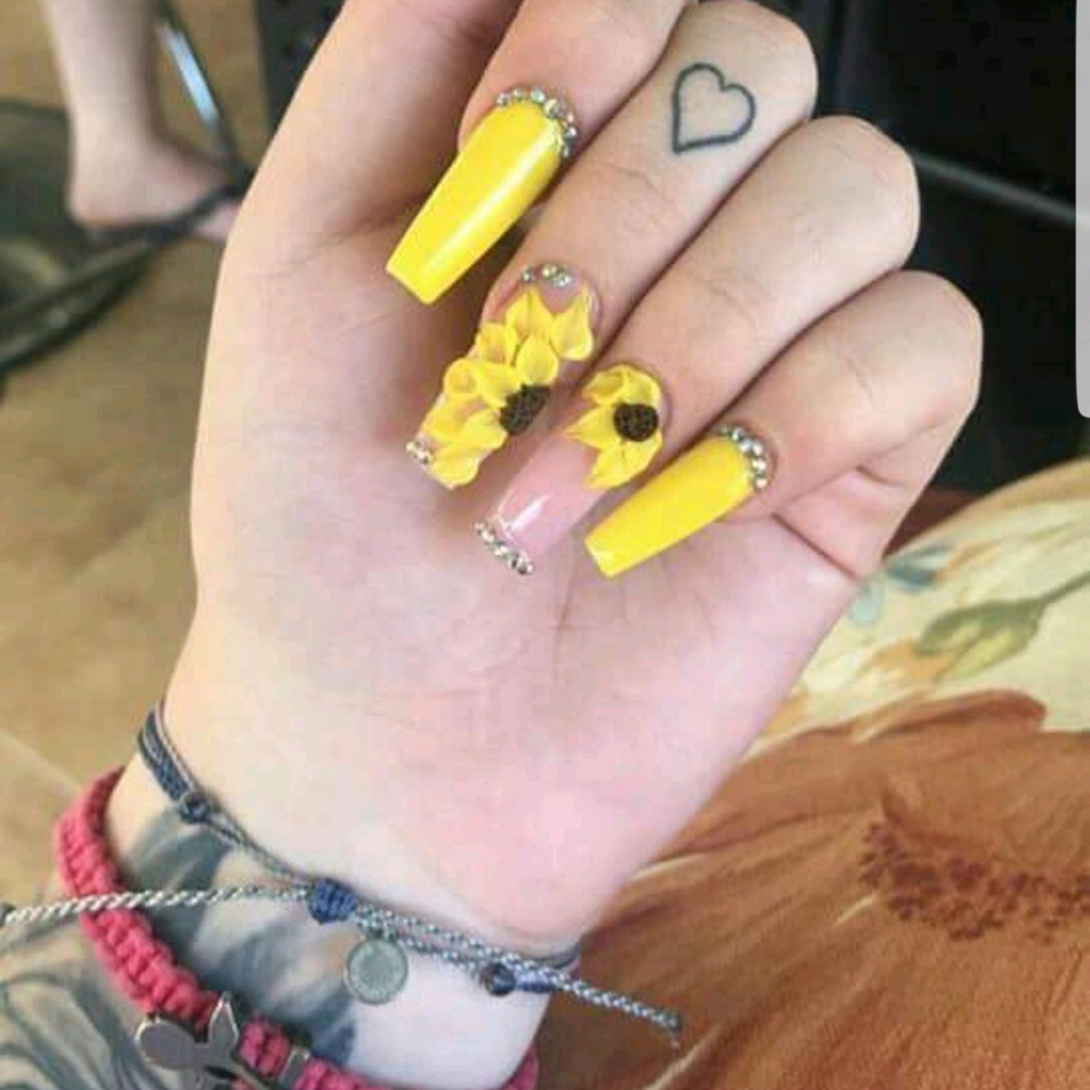 Meet your Posher, Cinthia